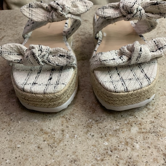 NWOT Stuart Weitzman White Espadrilles Size 6.5